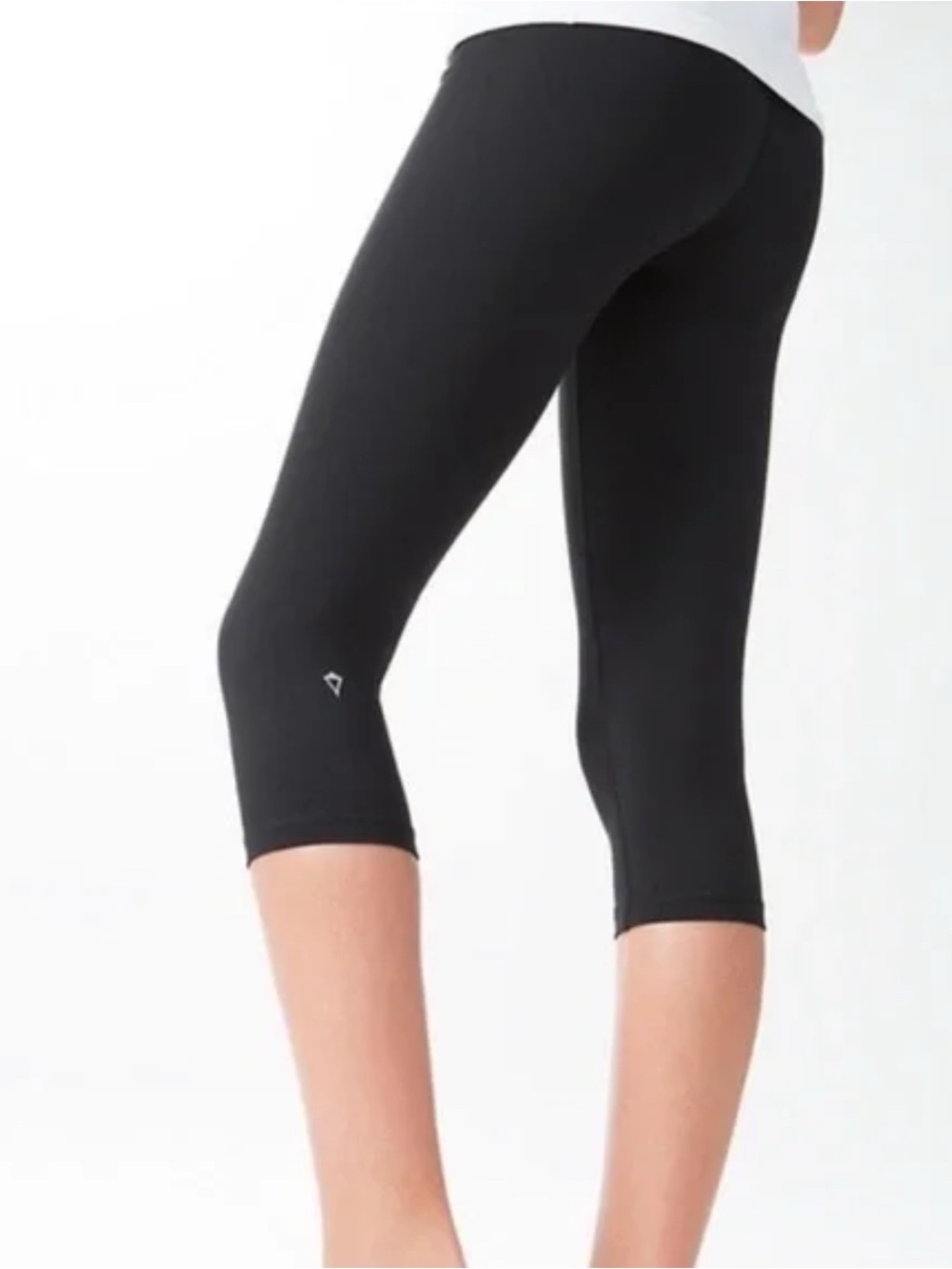 Ivivva Crops